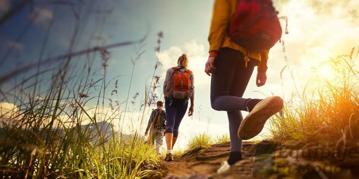 Qué llevar en la mochila de Senderismo o Trekking